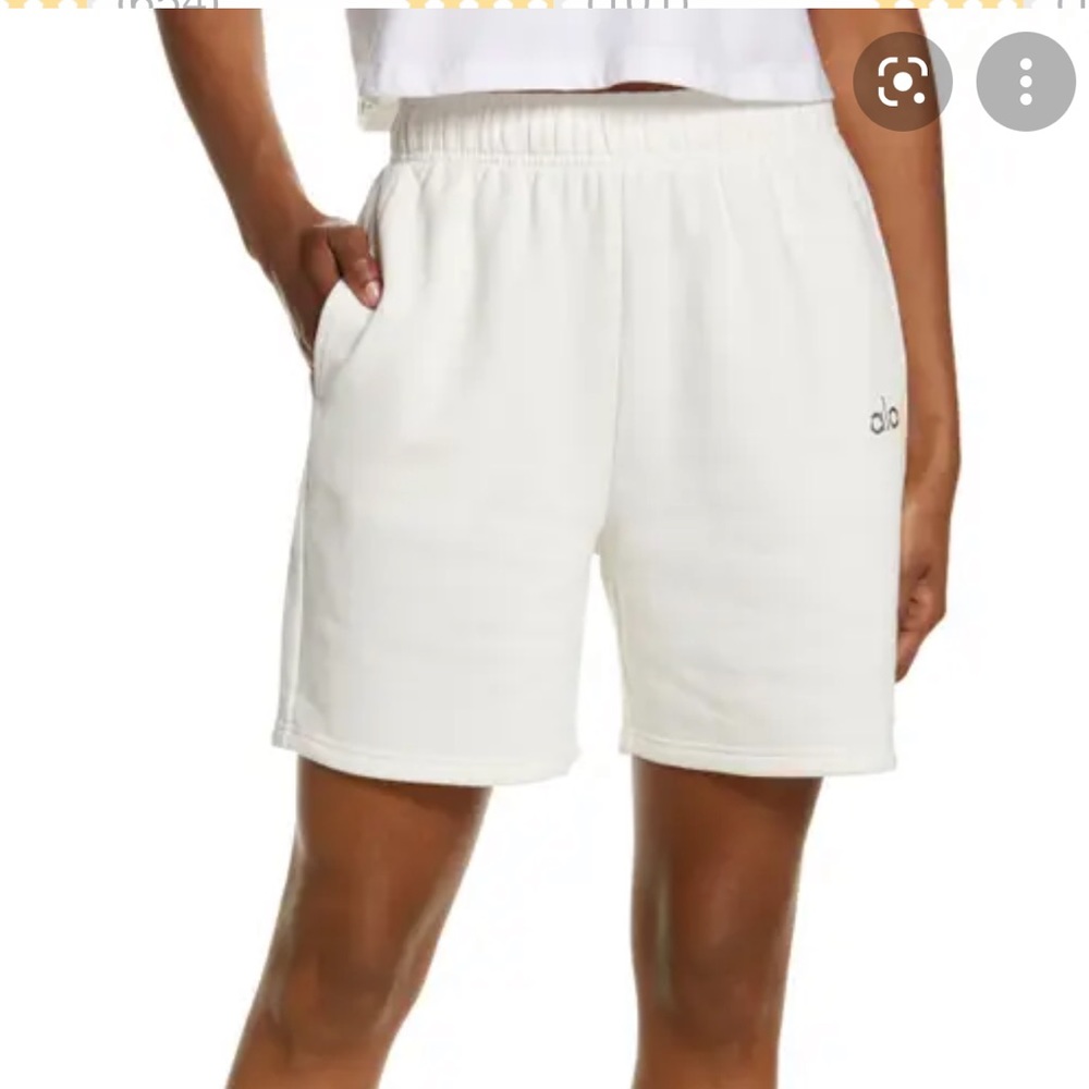 Accolade Sweat Shorts In Ivory